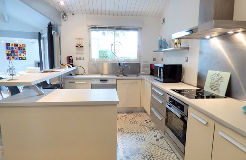 Messanges House | VILLA BIDAOUS 4*-heated pool, table tennis, 3 bicycles, real table football-Messanges