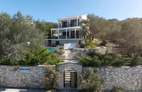 Ieromonachos Villa | VILLA BOUGARINI Haven Family Villa Rock pool oasis