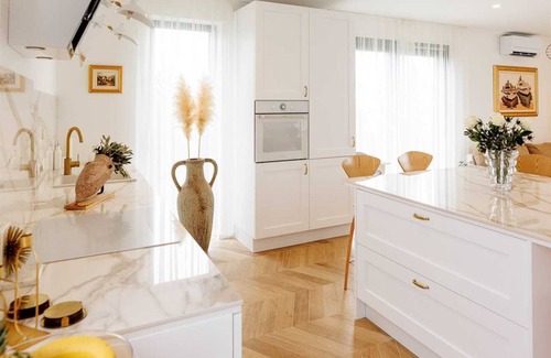 Zgombici House | Villa CASA LEI with heated pool, jacuzzi and sauna
