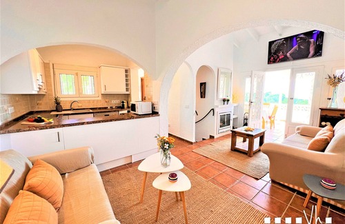 Paichi Villa | Villa CHAMPY in Moraira – Sea views, private pool, 2 bedrooms, air conditioning and Wi-Fi