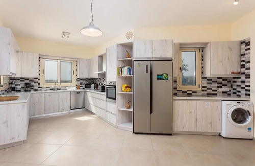 Pano Arodhes Villa | Villa Christel - Four Bedroom Villa, Sleeps 9