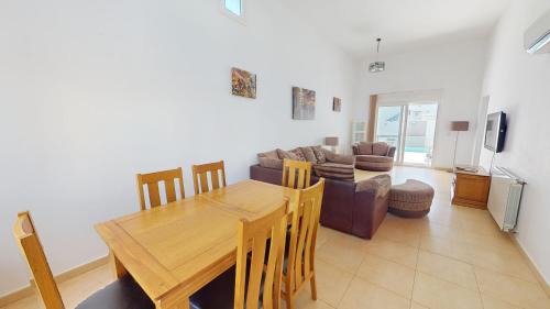 Torre-Pacheco Villa | Villa Cornejo H-Murcia Holiday Rentals Property