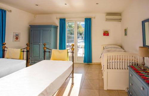 Villelongue-dels-Monts Villa | Villa del Monts by Villa Plus