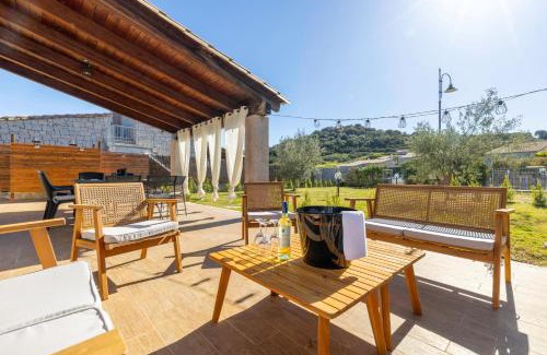 Cala Sinzias House | Villa del Moro, FREE WIFI, 300mt from Sinzias' Beach