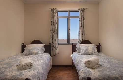 Prazeres House | Villa Dennis - in the sunny and warm south-west of the island of Madeira
