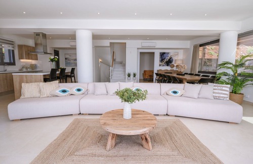 Sissi Villa | Villa Dia, 6 Bedrooms, sea View, in Sisi, Agios Nikolaos, Greece