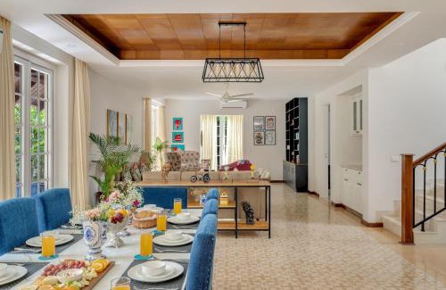 Grand Morrod Villa | Villa Firefly by tisyastays