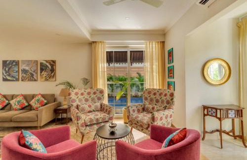 Grand Morrod Villa | Villa Firefly by tisyastays