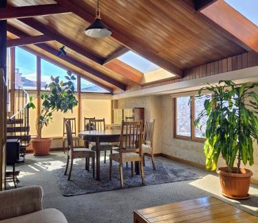 Downtown La Paz Apartment | Villa Florita