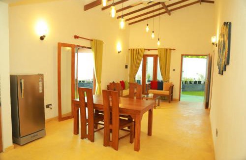 Thiranagama Villa | Villa Green Heaven Hikkaduwa
