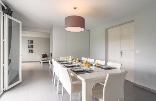 Saint-Genies-de-Fontedit Villa | Villa in Occitanie with Private Pool