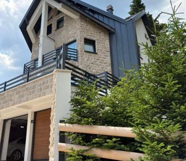 Zabljak Apartment | Villa Jezero 4