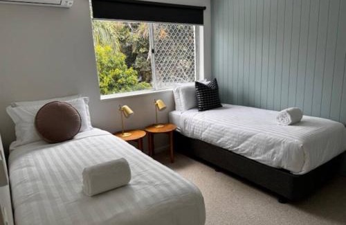 Sunshine Beach Apartment | Villa Le Miramar ~ Beautiful Pooch Friendly Home