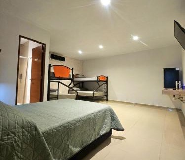 Downtown Cancun Hotel | Villa Leo