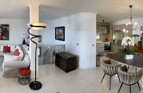 Cannes La Bocca Villa | Villa les Bougainvillers
