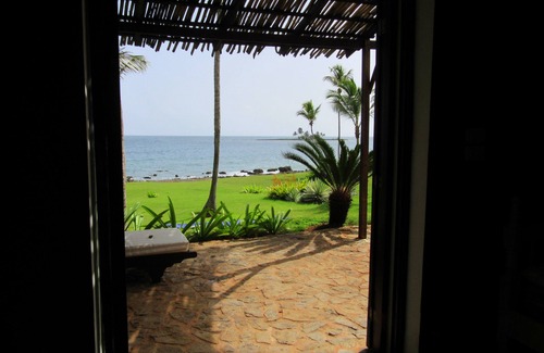 Las Galeras Villa | Villa Los Gorgones, ocean-front, near beach, sleeps 9