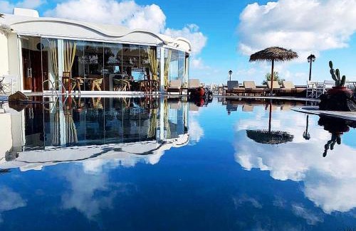 Messaria Hotel | Villa Manos Hotel