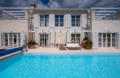 Baderna Villa | Villa Moonlight 1 near Poreč for 9 person - pet friendly with large garden, playground & 50 m2 pool