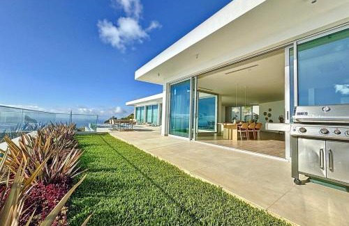 Prazeres Villa | Villa OceanAIR by LovelyStay