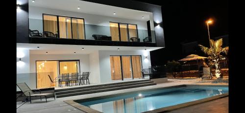 Pinezici Villa | Villa Palma