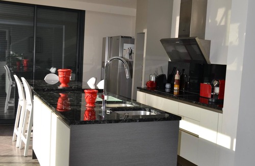 Cap d'Agde Villa | VILLA PALOMA CAP D'AGDE 8 pers. 600 m SEA Heated pool Spa Exotic garden