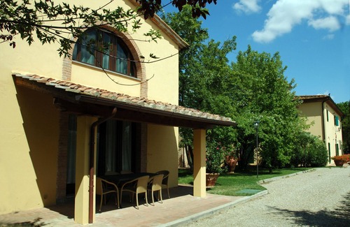 Montespertoli Villa | Villa Panconesi Two level apartment HUT