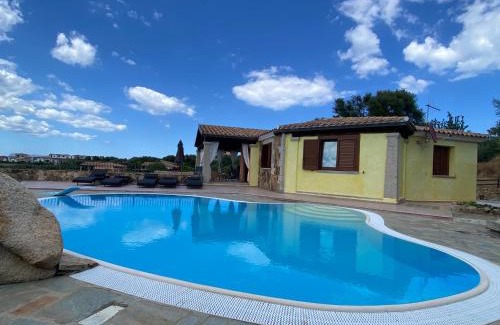 Tanaunella Villa | Villa Peonia