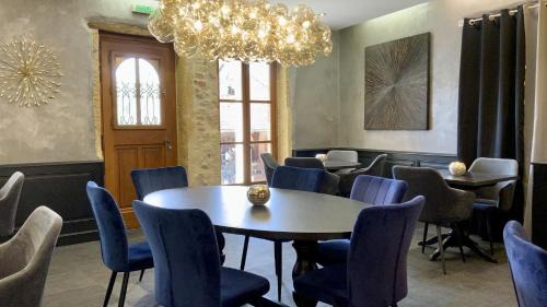 Digoin Hotel | Villa Pona