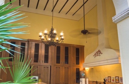 Centro House | VILLA ROMANTICA. A TRUE COLONIAL MASTERPIECE. NEAR TO RESTAURANTS AND MUSEUMS