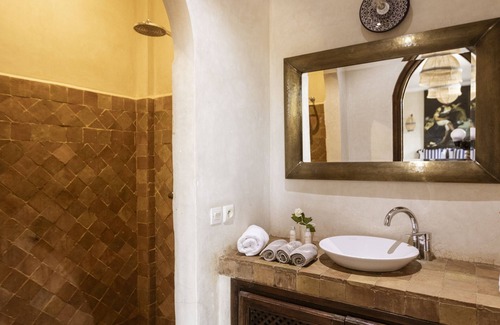 Aghouatim House | Villa Serena Marrakech