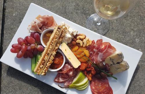 Pukekohe Bed & Breakfast | Villa Te Soro Bed and breakfast