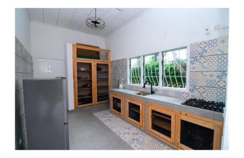 Bonaberi Villa | Villa Trinidad