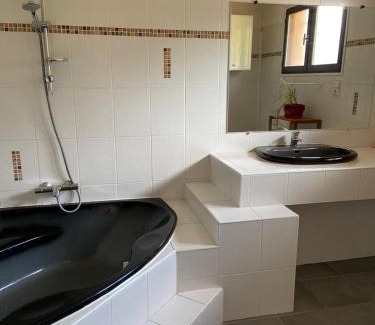 Villeneuve-les-Bouloc Bed & Breakfast | Villa Verano