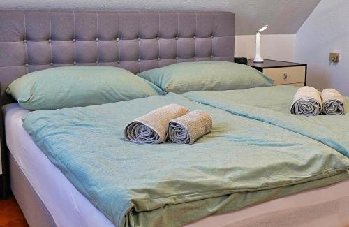 Limbus Villa | Villa Vili - Jacuzzi, BBQ & EV Outlet