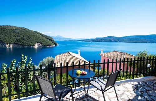 Katokhorion Villa | Villa Votsalo Desimi by Villa Plus