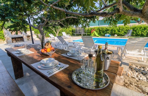 Municipality of Posedarje Villa | Villa with pool Jukic