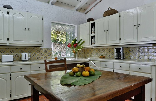 Soufriere Villa | Villa with stunning views - CHEF, Housekeeper services.
