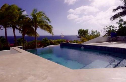 St. Marie Villa | VillaDelSol-Ocean Front Resort-Pool-up to 8 Guests-Walk to the Beach