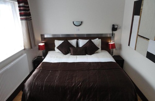 Warrington Hotel | Villaggio