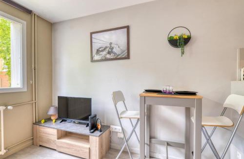 Buers Apartment | Villeurbanne - Studio aux portes de Lyon