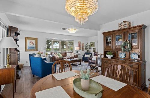Fredericksburg House | Vintage Veranda - Ping Pong Table & More