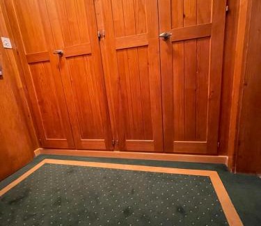 Ausserberg Cabin | VISPERBLICK 24-7 Parkplatz und Frühstück inkl
