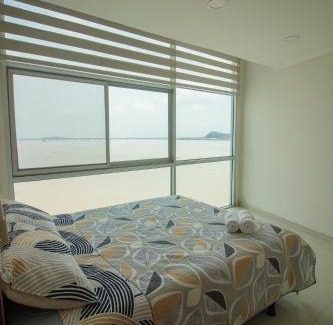 Las Penas Apartment | Vista frente al rio, exclusivo con piscina