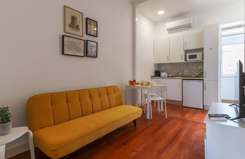 Santo Condestavel Apartment | Vita Portucale | Design Apartment Campo Ourique