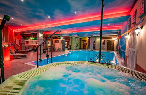 Salzstetten Hotel | Vital- und Wellnesshotel Albblick