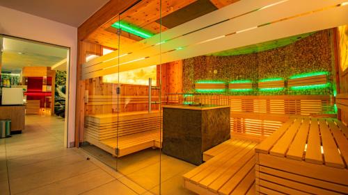 Salzstetten Hotel | Vital- und Wellnesshotel Albblick