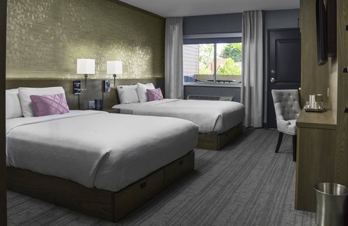 Downtown Niagara Falls Hotel | voco Niagara Falls - The Cadence by IHG