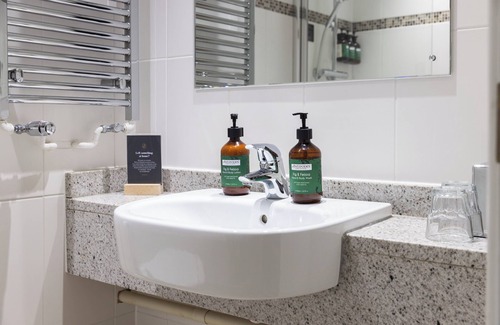 Sandford-on-Thames Hotel | voco Oxford Thames by IHG