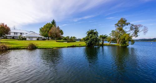 Mourea Hotel | VR Rotorua Lake Resort