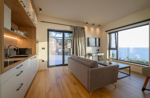 Lefktron Apartment | Vrahos Executive Suite